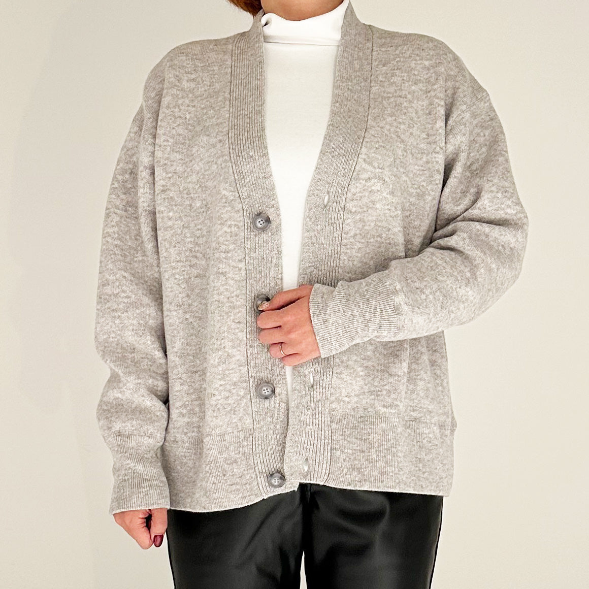 【25AW】"Câlin"オーバーサイズドカーディガン / Oversized Cardigan in solid double jacquard cashmere /