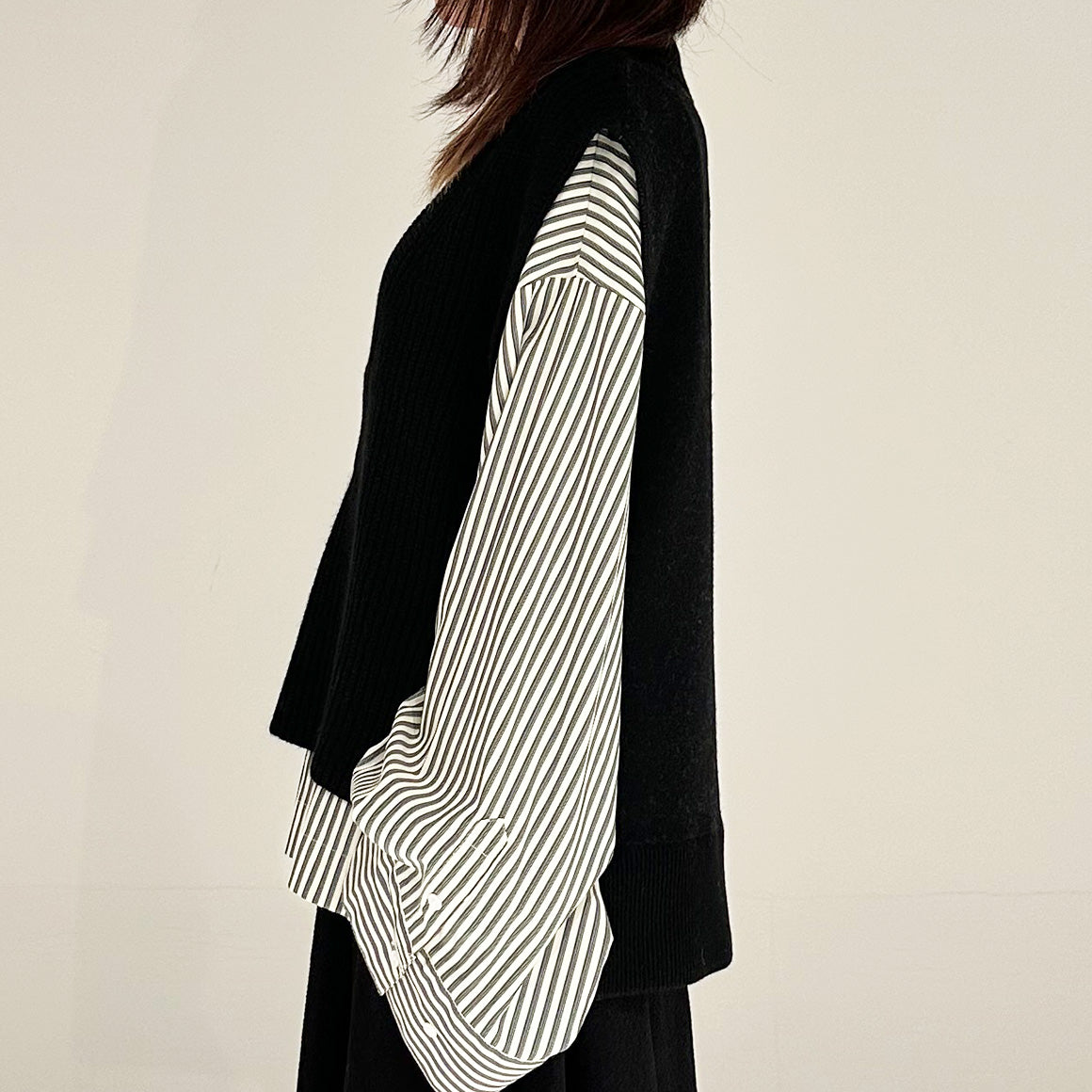 【24AW】"Nappé" オーバーサイズド タバードカシミヤベスト / Oversized Tabard Vest in cashmere