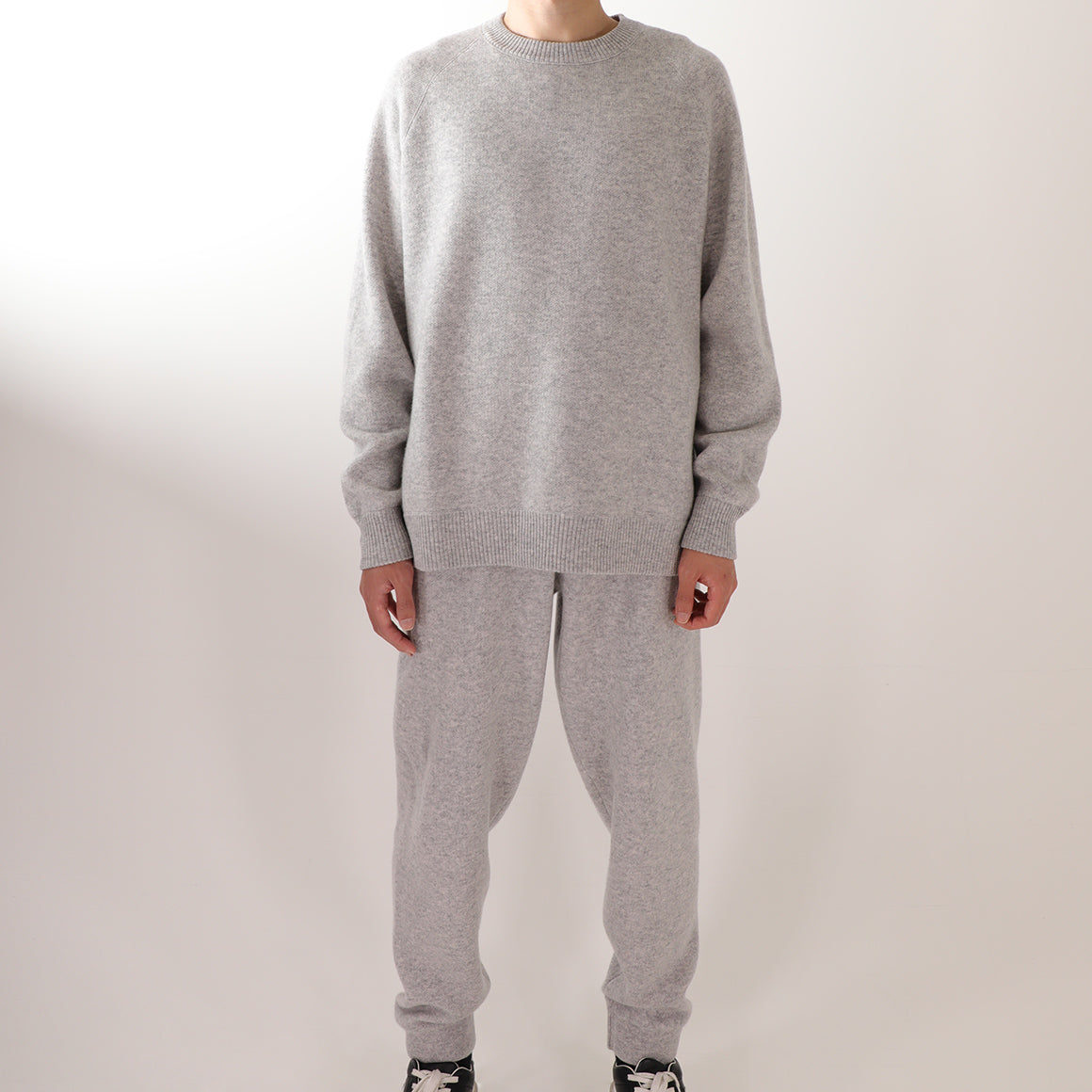 【24AW】"Aisie"ラウンジジョガーカシミヤパンツ / Lounge-Joggerz Pant in double jacquard Cashmere